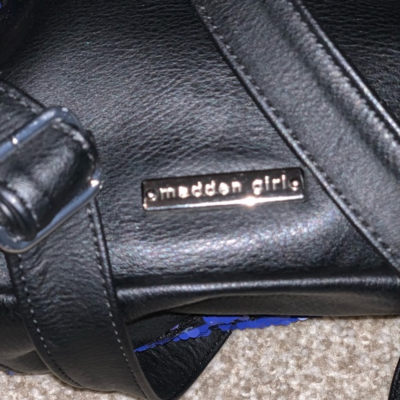 Madden Girl Sequin Flip Mini - Picture 5 of 6